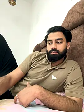 hottestboy03 online show from November 2025 05:45:01 AM