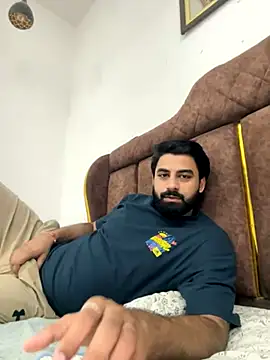 hottestboy03 online show from November 2025 05:34:01 AM