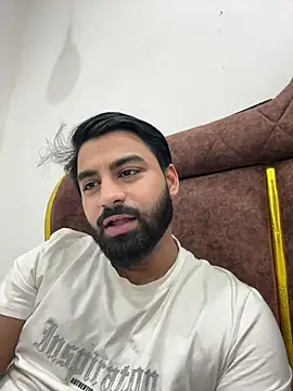 hottestboy03 online show from April 2026 07:37:01 AM
