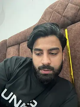 hottestboy03 online show from April 2026 09:05:01 AM