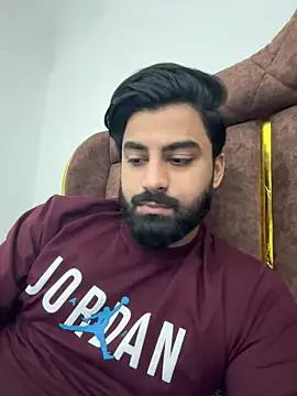 hottestboy03 online show from April 2026 07:10:01 AM