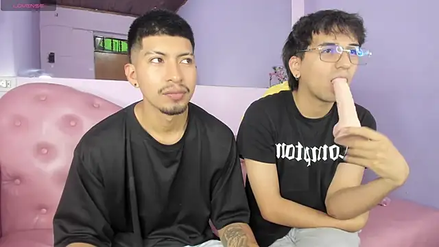 AxelAndJeremy online show from November 2025 03:16:01 AM