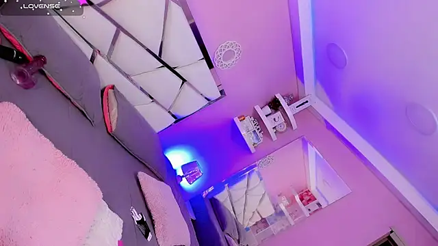 Ariia-janee online show from November 2025 05:23:02 AM