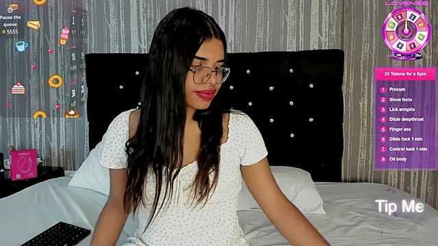 Snapshot of Hailey_johnsonn chatting on September 2025 01:53:02 PM Hailey johnsonn online show from September 2025 01:53:02 PM