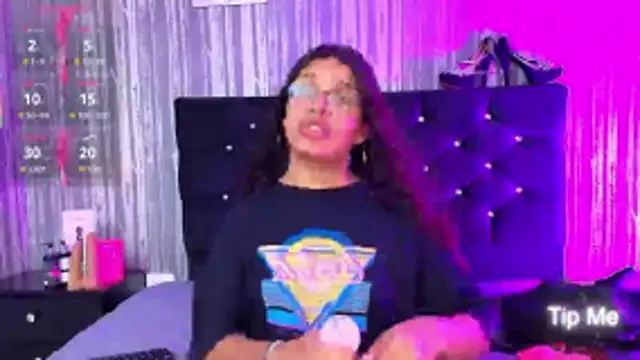 Snapshot of Hailey_johnsonn chatting on October 2025 01:20:01 PM Hailey johnsonn online show from October 2025 01:20:01 PM