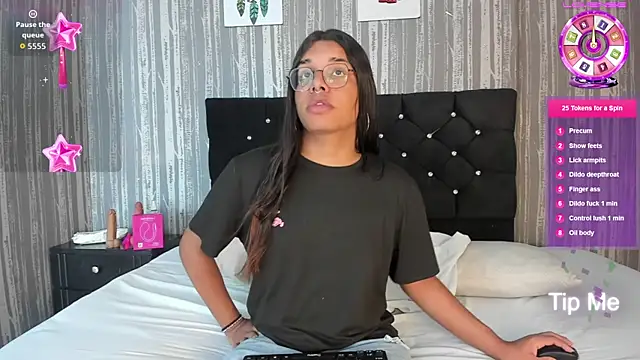 Snapshot of Hailey_johnsonn chatting on September 2025 02:17:01 PM Hailey johnsonn online show from September 2025 02:17:01 PM