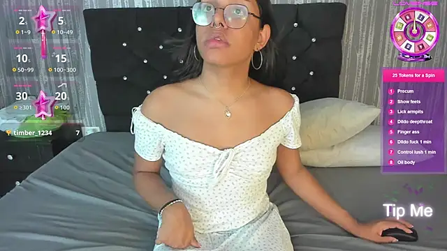 Snapshot of Hailey_johnsonn chatting on September 2025 12:53:01 PM Hailey johnsonn online show from September 2025 12:53:01 PM