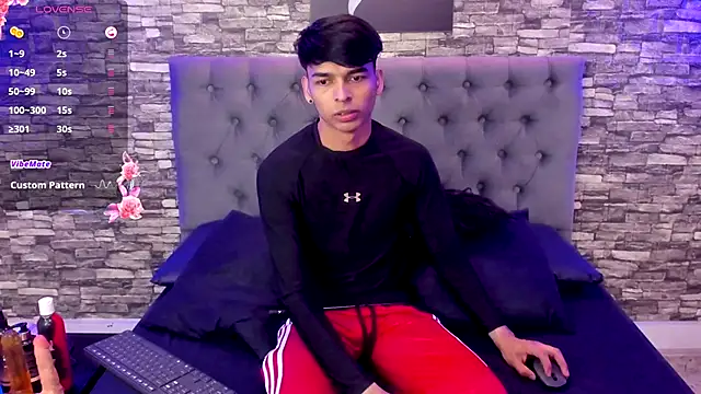 OnlyJos online show from September 2025 07:52:01 PM
