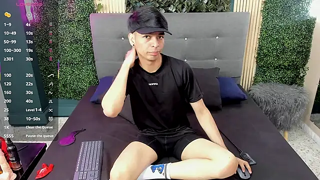 OnlyJos online show from September 2025 06:59:02 PM