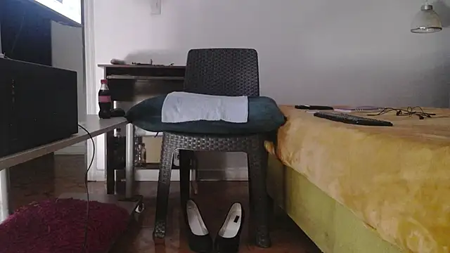 LADY-IN-BLACK online show from March 2026 02:40:01 PM