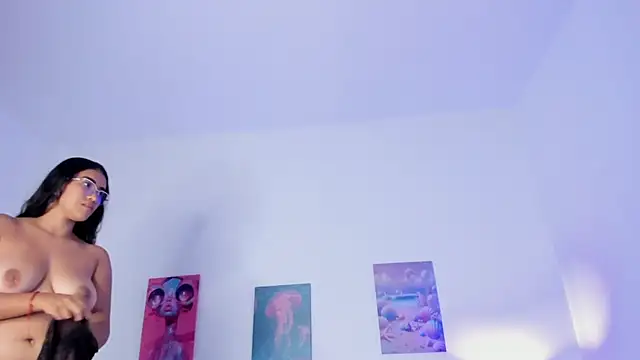 tyra bankss  online show from October 2025 03:05:02 AM