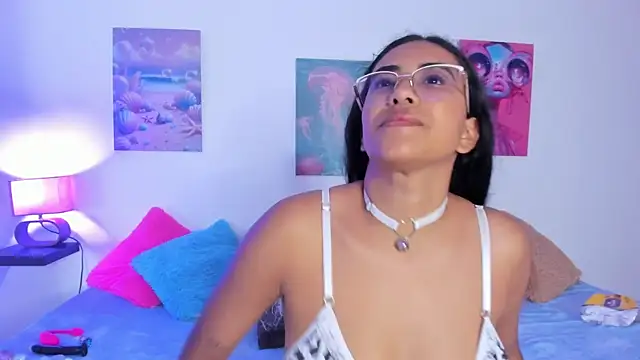 tyra bankss  online show from November 2025 03:06:01 AM