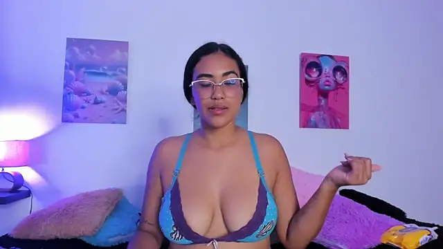 tyra bankss  online show from November 2025 02:56:01 AM