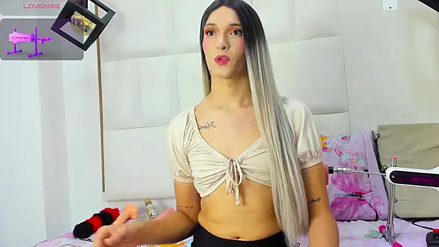 Macarena 05 online show from September 2025 03:23:01 AM