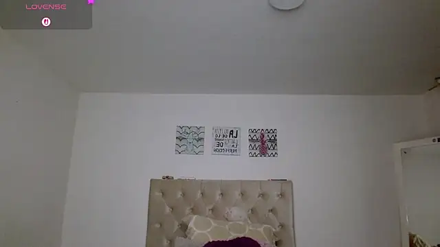 Ashley33  online show from November 2025 12:43:02 AM