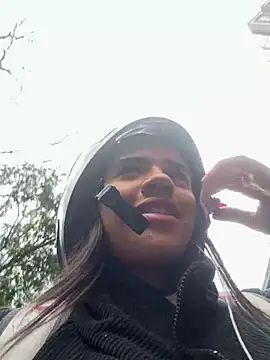 Miagomezx online show from March 2026 09:33:02 PM