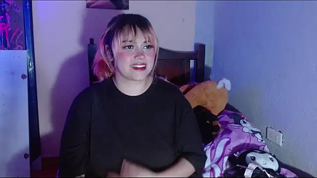 caro lina20 online show from November 2025 05:45:02 AM