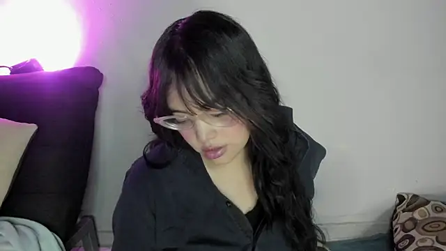 caro lina20 online show from March 2026 05:31:01 PM