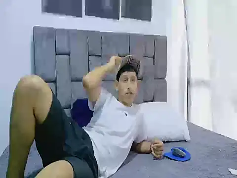 Snapshot of Felipe_Gonzales chatting on September 2025 07:09:02 PM Felipe Gonzales online show from September 2025 07:09:02 PM