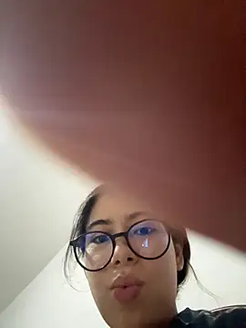 Caitlin Cat online show from October 2025 12:34:01 AM