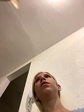 Bruna551 online show from December 2025 09:09:02 PM