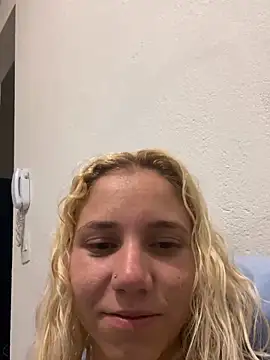 Bruna551 online show from December 2025 11:32:02 PM