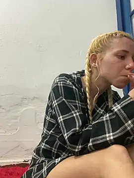 Bruna551 online show from March 2026 01:37:02 AM