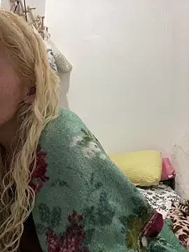 Bruna551 online show from March 2026 04:28:01 AM