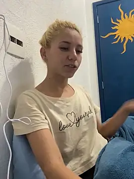 Bruna551 online show from October 2025 11:28:01 PM