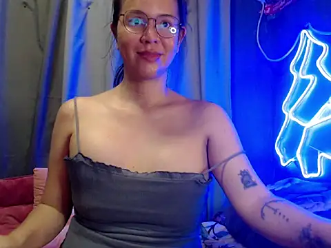 Transfantasy4u online show from February 2026 05:27:01 AM