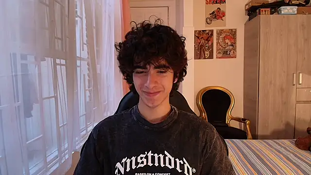 Nude Boy18 online show from November 2025 10:14:01 PM