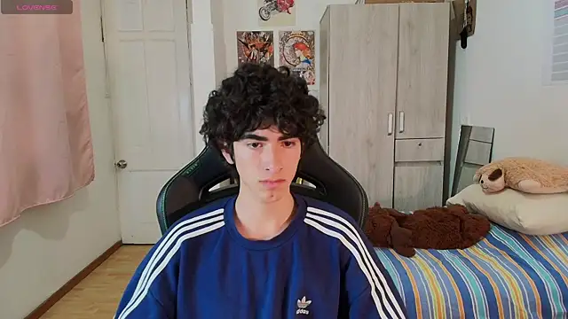 Nude Boy18 online show from April 2026 05:25:01 AM