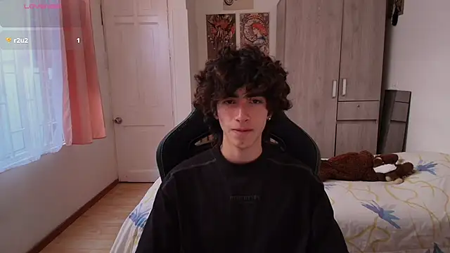 Nude Boy18 online show from January 2026 08:56:01 PM