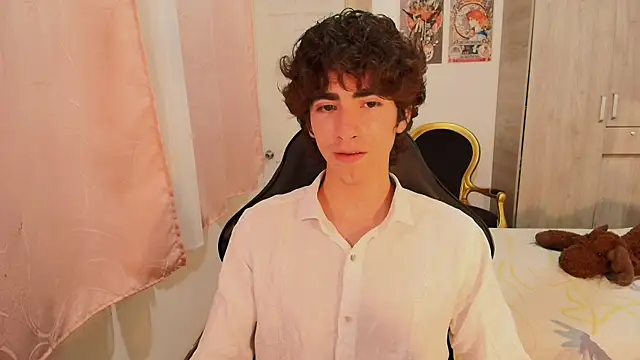 Nude Boy18 online show from October 2025 11:47:02 PM