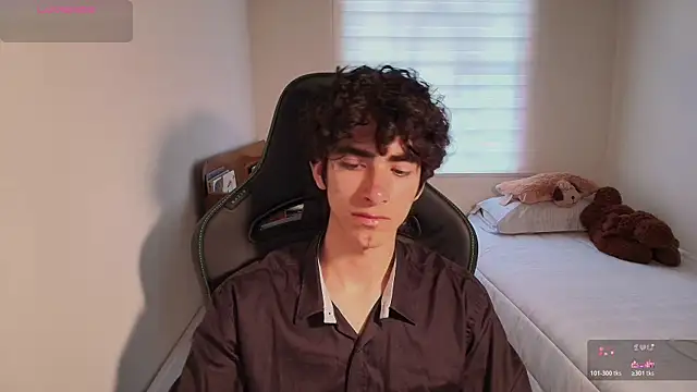 Nude Boy18 online show from June 2026 10:11:01 PM