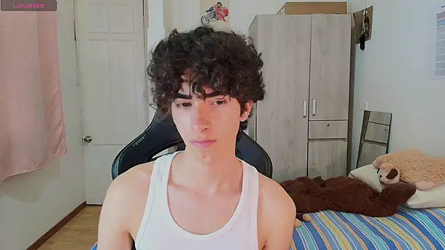 Nude Boy18 online show from March 2026 04:34:01 AM