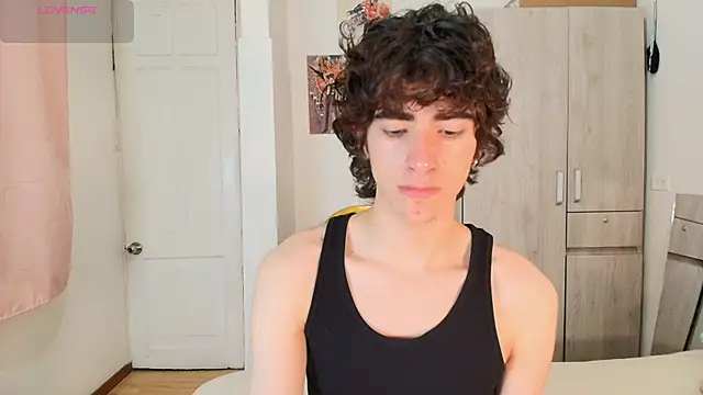 Nude Boy18 online show from November 2025 11:09:01 PM