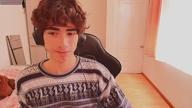 Nude Boy18 online show from September 2025 06:40:01 PM