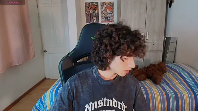 Nude Boy18 online show from January 2026 12:14:02 AM