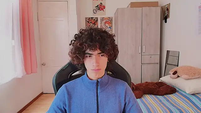 Nude Boy18 online show from March 2026 04:29:01 PM