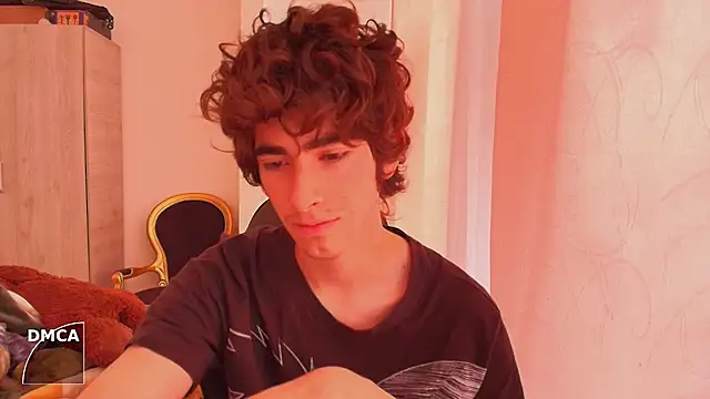 Nude Boy18 online show from October 2025 04:19:02 PM