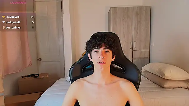 Nude Boy18 online show from June 2026 06:29:01 AM