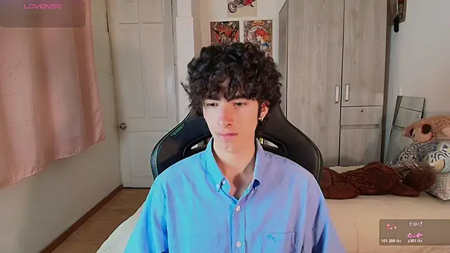 Nude Boy18 online show from April 2026 11:17:01 PM