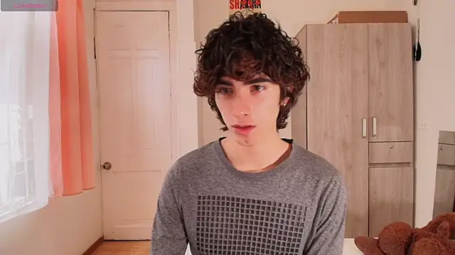 Nude Boy18 online show from November 2025 09:24:01 PM