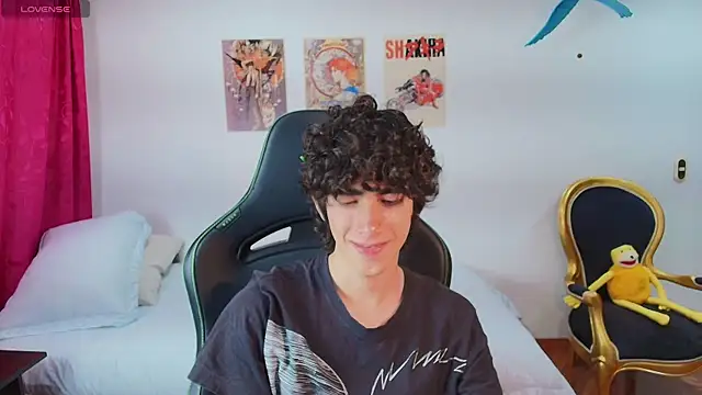 Nude Boy18 online show from July 2026 12:54:01 AM