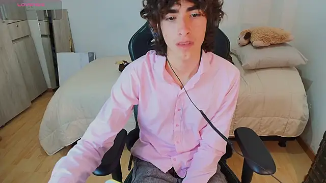 Nude Boy18 online show from February 2026 07:19:02 AM