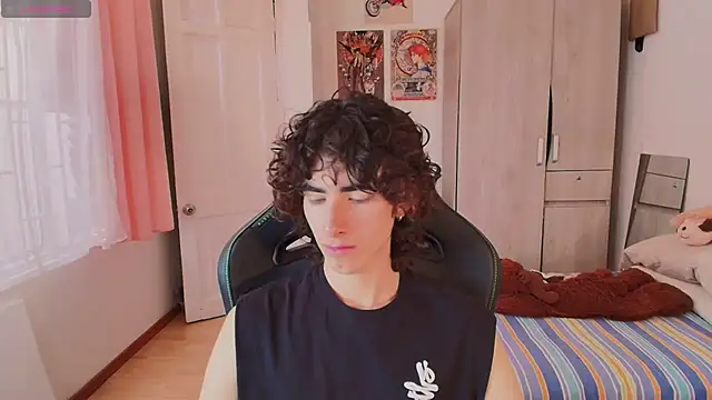 Nude Boy18 online show from March 2026 09:20:02 PM