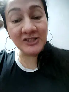 Snapshot of Aisha_manzur chatting on November 2025 05:13:02 PM Aisha manzur online show from November 2025 05:13:02 PM