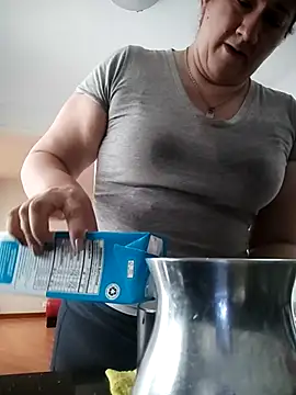 Aisha manzur online show from February 2026 10:06:01 PM