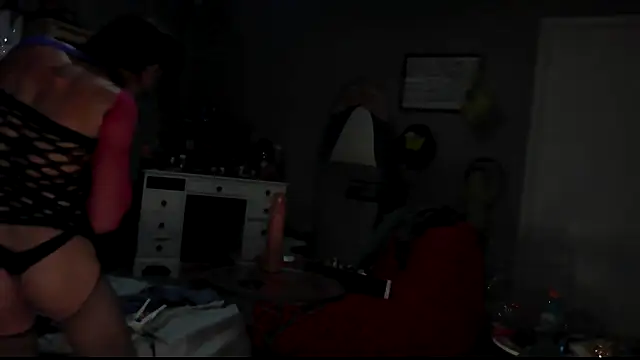 Snapshot of SexMajic chatting on October 2025 08:27:01 AM SexMajic online show from October 2025 08:27:01 AM